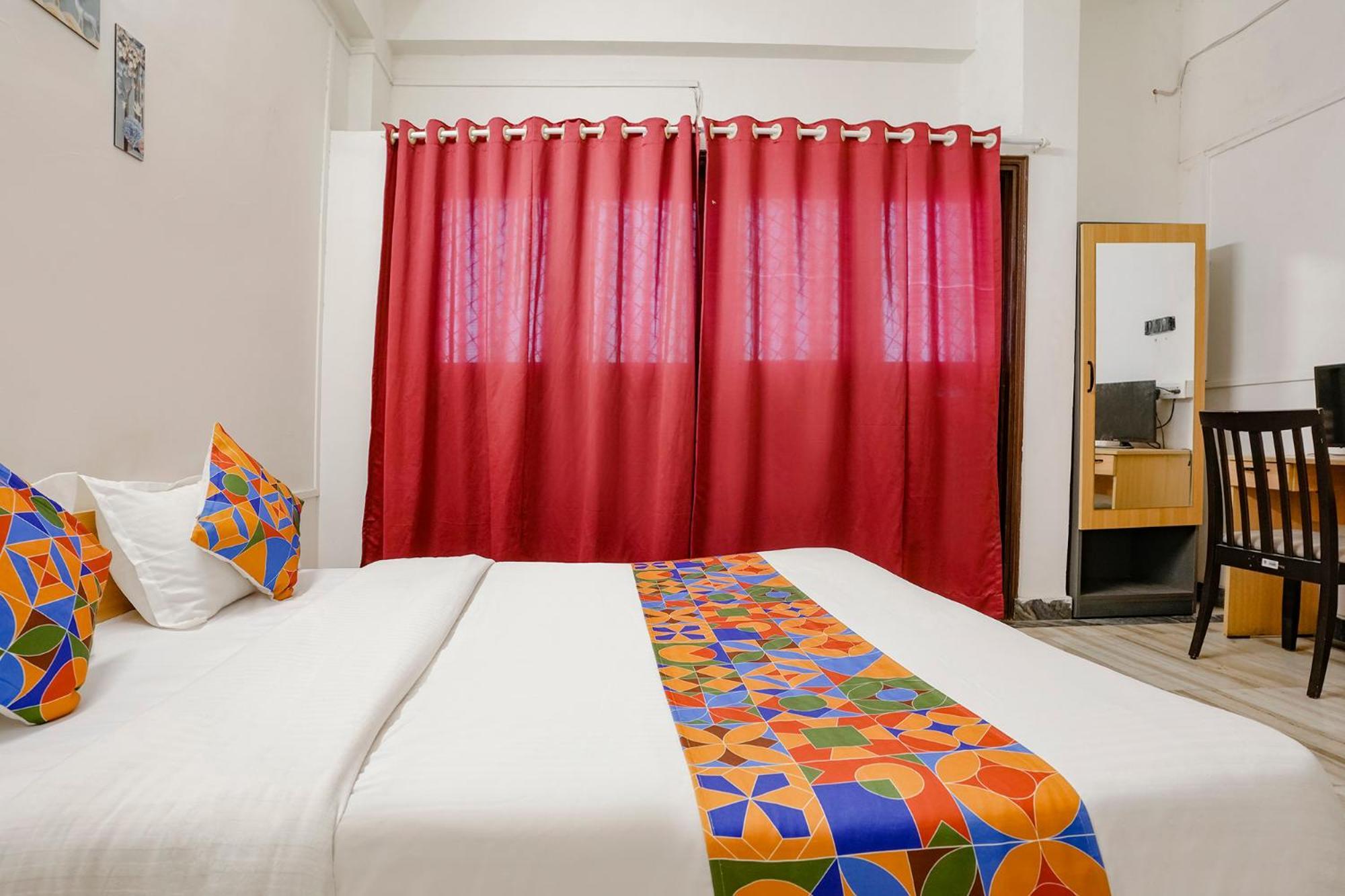 Fabhotel Saubhagya Inn นาสิก ภายนอก รูปภาพ